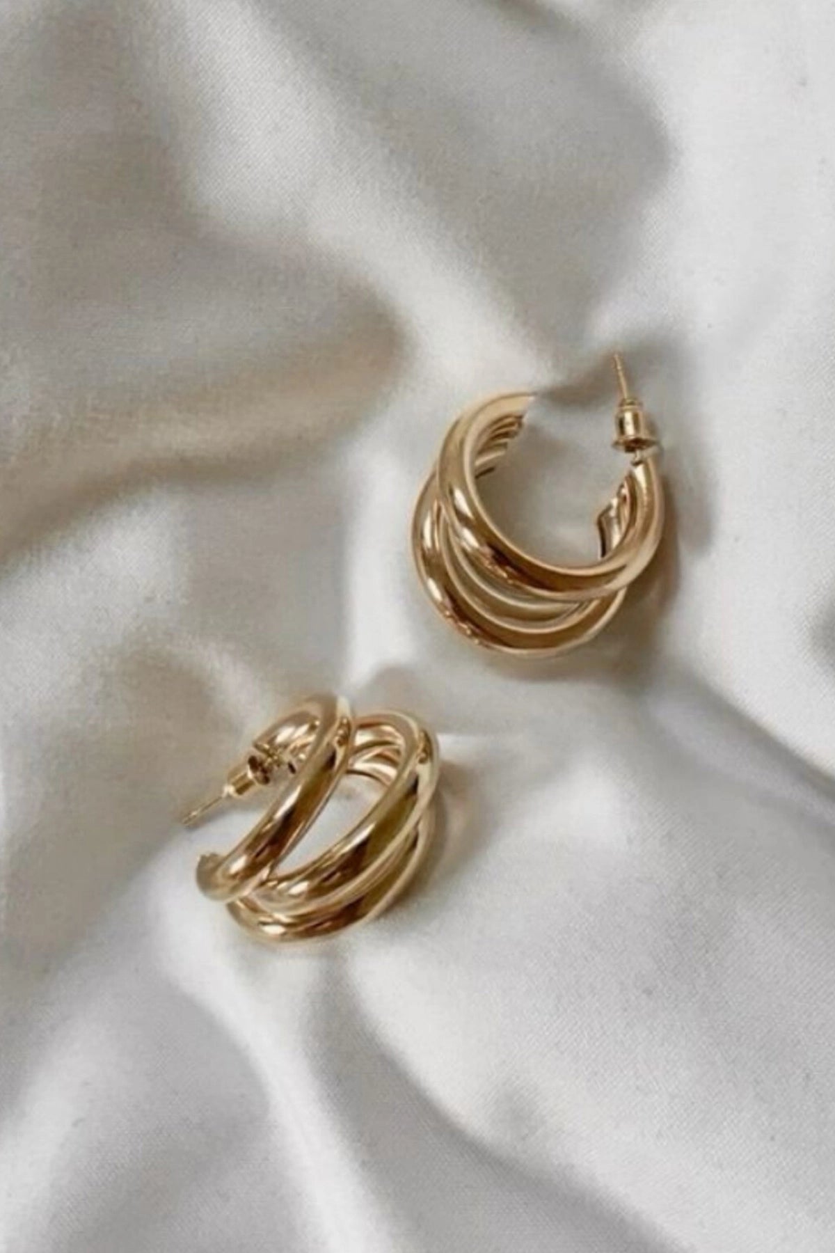 3 loop earrings LA002