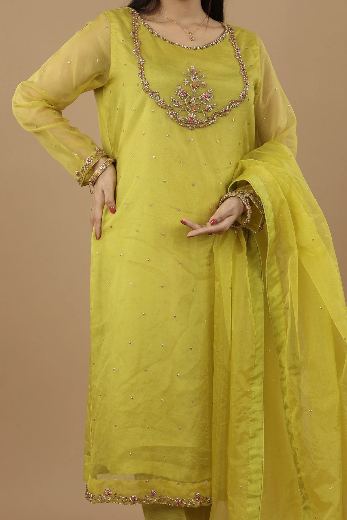 DHANI AMIRAH