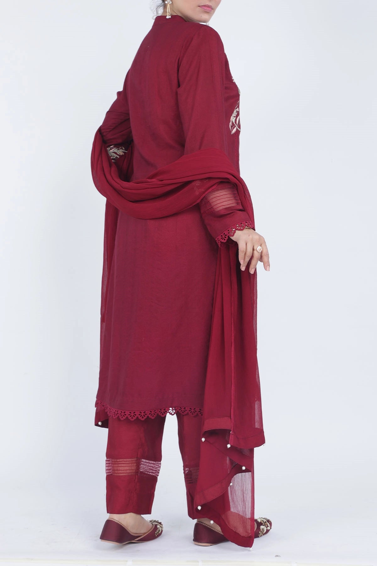 ANA MAROON