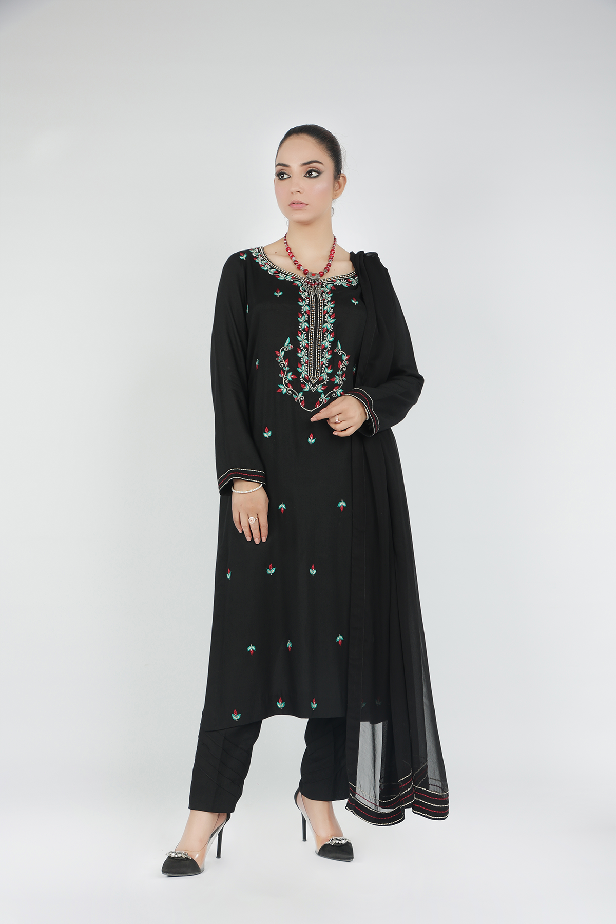 Elegant Black Embroidered 3-Piece Set with Chiffon Dupatta. - Open Market Pakistan