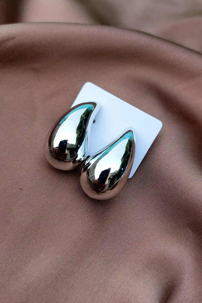 Water drop trendy earrings
