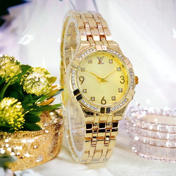 Elegant & Premium Women’s Quartz Wrist Watch - Open Market Pakistan