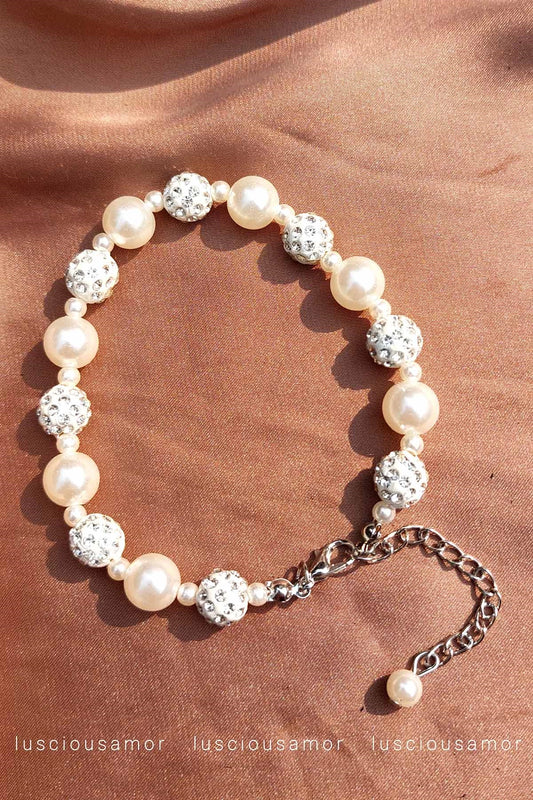Pearls Friendship Bracelet - LA002